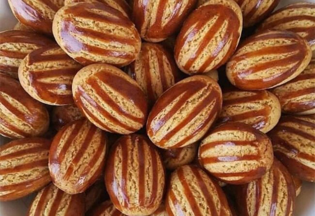 Ballı Tarçınlı Kurabiye - Yemek Öğren tarifi