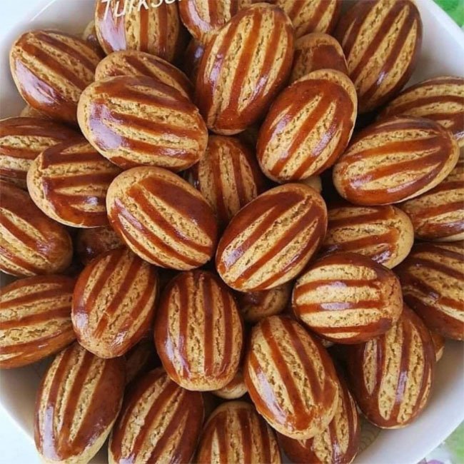Ballı Tarçınlı Kurabiye - Yemek Öğren tarifi