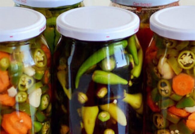 Havuçlu Jalapeno Biber Turşusu - Yemek Öğren tarifi
