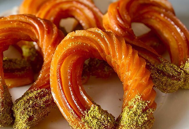 Here are a few alternative rewrites for the title:

• Tatlı Çember – Yemek Yapmayı Öğren  
• Lezzet Döngüsü – Mutfakta Ustalığa Adım At  
• Tatlı Halka – Mutfak Sanatlarını Keşfet

Feel free to choose the one that best fits your needs!