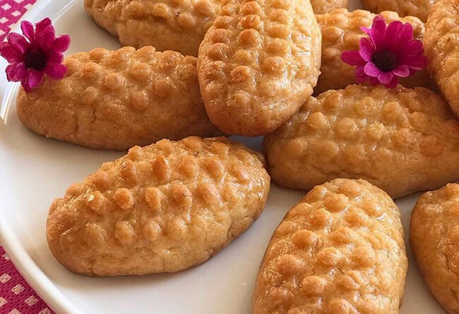 Hurmalı Kalburabastı Tatlısı: Geleneksel Lezzeti Yemek Öğren İle Keşfedin