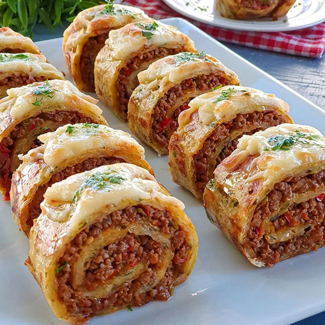 Kıymalı Rulo Patates - Yemek Öğren tarifi