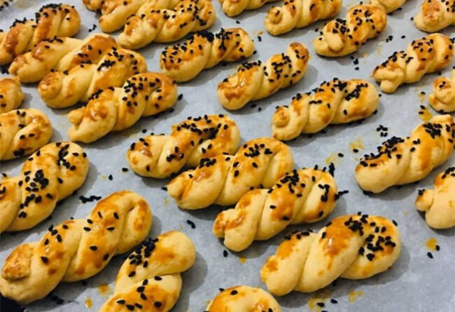Pastane Usulü Tuzlu Kurabiye - Yemek Öğren tarifi