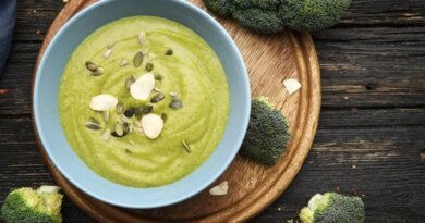Lezzetli Bir Vitamin Deposu Brokoli Çorbası Tarifi: Brokoli Çorbası Nasıl Yapılır?