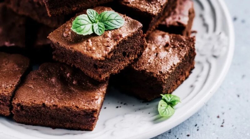 Browni Kek Tarifi Ve Yapılışı: Püf Noktaları İle Lezzetli Browni Islak Kek Nasıl Yapılır, Malzemeleri Neler?