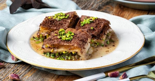 Şerbetini Tam Çeker: Sütlü Soğuk Baklava tarifi