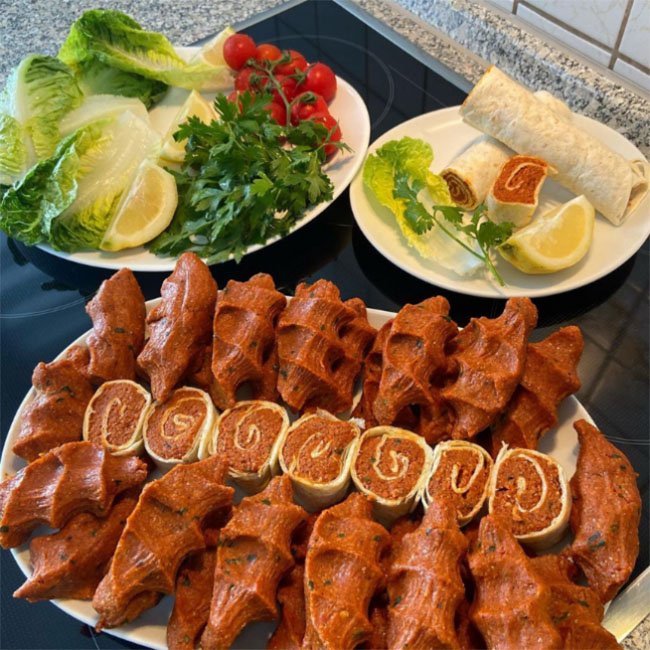 Etsiz Çiğköfte - Yemek Öğren tarifi