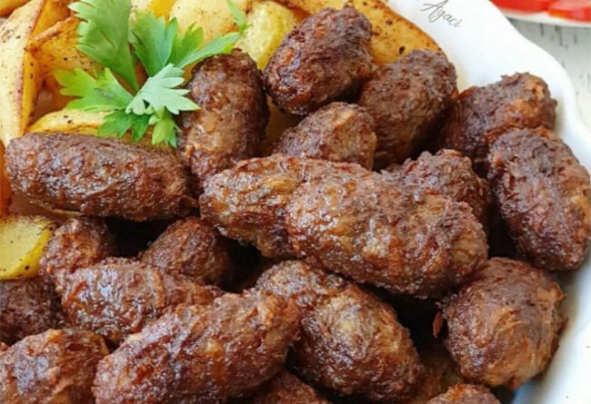 Kıbrıs Köftesi 3 - Yemek Öğren tarifi