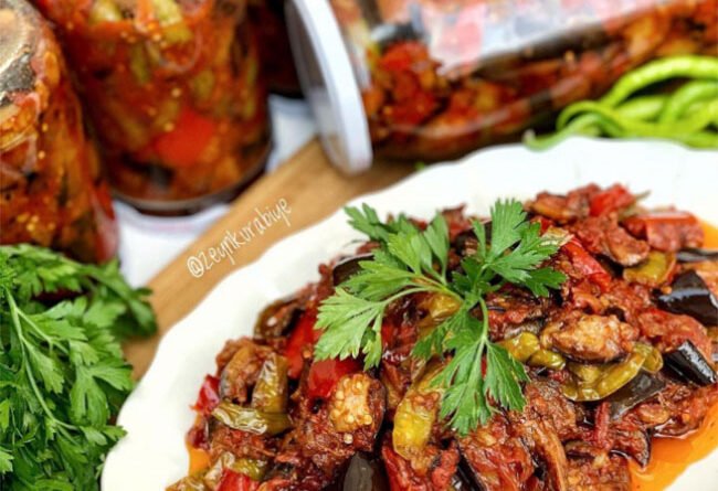 Konserve Şakşuka - Yemek Öğren tarifi