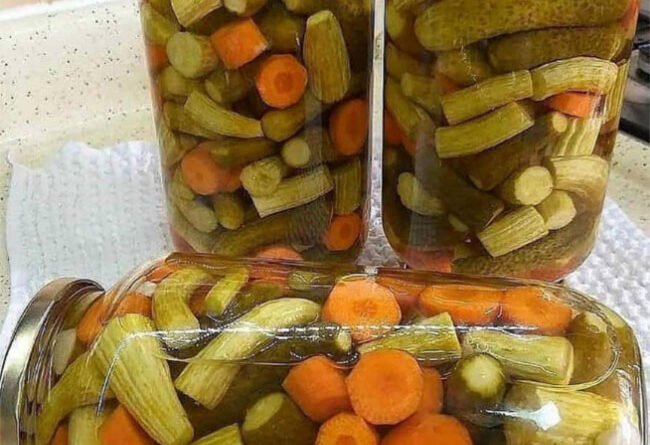 Sıcak Su Turşusu - Yemek Öğren tarifi