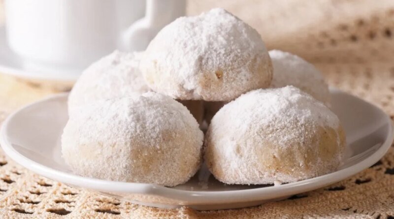 Gerçek un kurabiyesi tarifi - Ağızda dağılan pastane usulü un kurabiyesi nasıl yapılır?