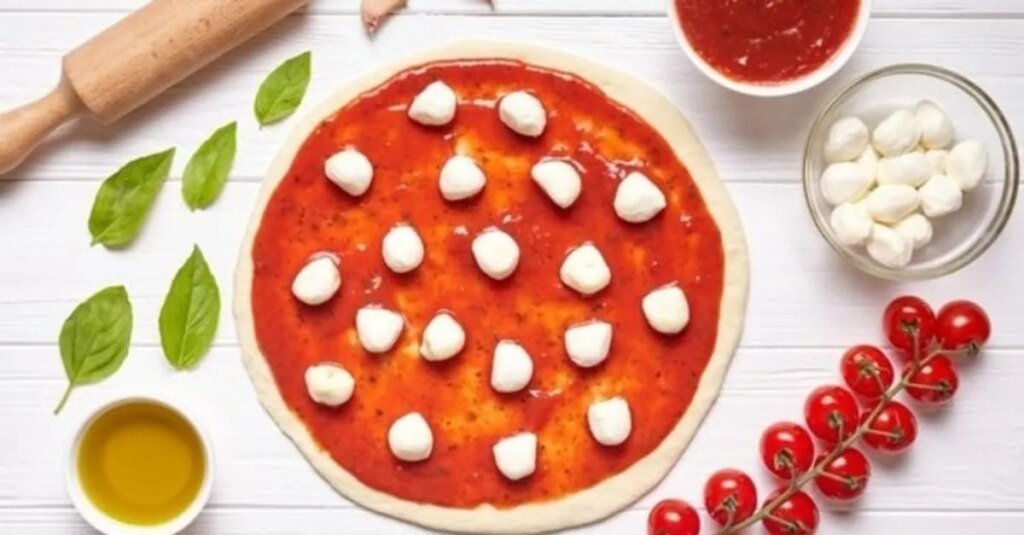 Evde Pizza Tarifi Ve Yapılışı: Püf Noktaları İle Evde Pratik Pizza Nasıl Yapılır, Malzemeleri Neler?