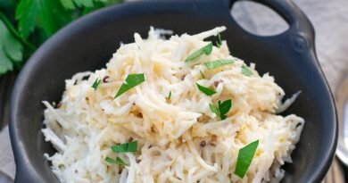Ayvalı Kereviz Salatası Tarifi