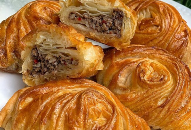 kıymalı cevizli börek 2 - Yemek Öğren tarifi