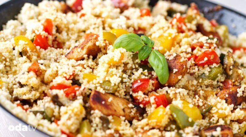 Sardinya Adası'nın el yapımı kuskusları I Cascà ve pilau ile geleneksel şenlikler