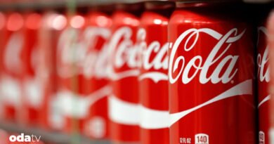 Coca Cola, Amerika'da kamış şekerli versiyonunu piyasaya sürüyor