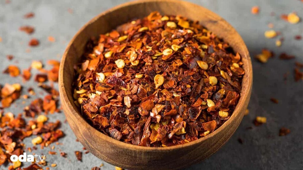 Acı biberin kan kırmızı sergüzeşti I Acıyı seçebildiğimiz tek yer, sofra